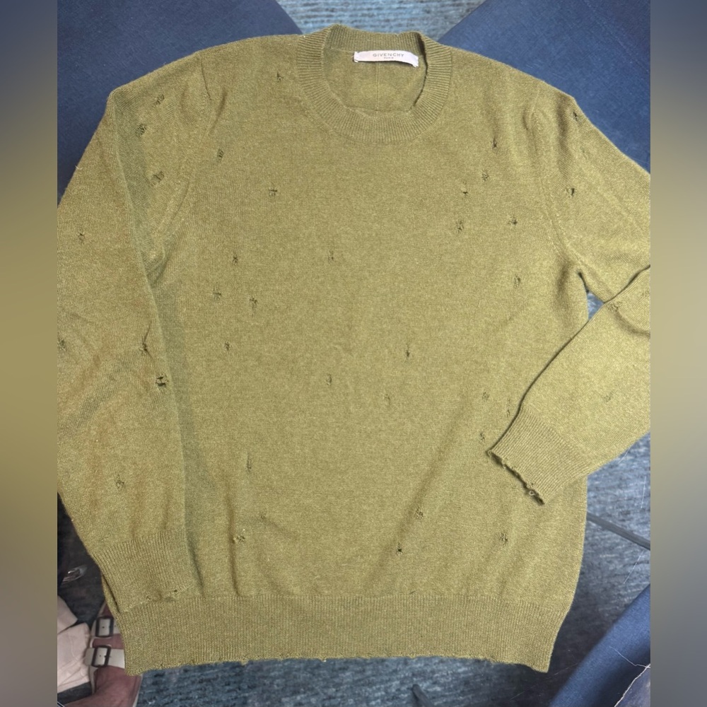 GIVENCHY - Distressed Knitted Sweaterer in Olive Cashmere